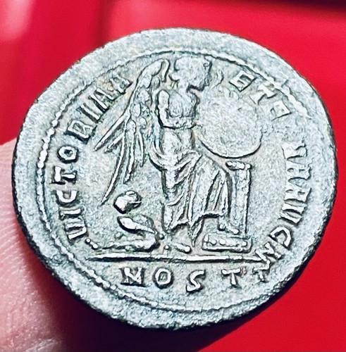 Maxenzio half follis ostia - maxenzio,