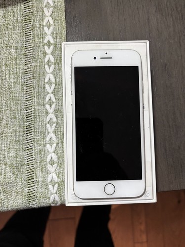 Apple iphone 128 - 7,