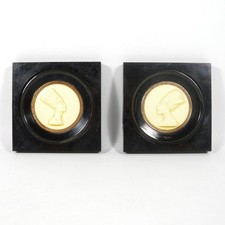 COPPIA BASSORILIEVI CORNICE BACHELITE ART DECO REGINA EGIZIA NEFERTITI VINTAGE