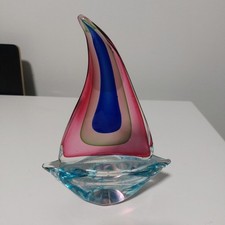 Barca a vela/yacht in vetro