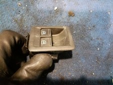  PULSANTIERA ALZAVETRO ANT SX 2 TASTI - VW SCIROCCO 3°SERIE - ORIGINALE USATO