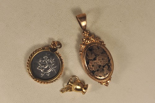 Pendentif porte photo - porte,