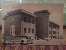 Cartolina Amendolara, Edificio