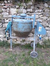 BETONIERA PROFESSIONALE IN ACCIAIO (VICARIO spa) 150LT, 220V SILENZIATA.