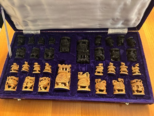 Set scacchi legno di - , in