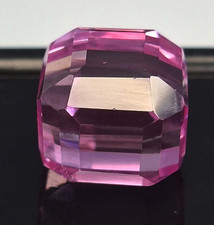 Taglio Cubo 15-17 Ct Zaffiro