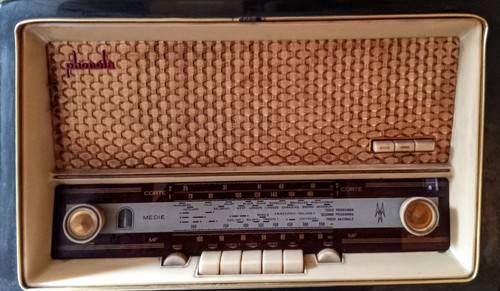 Radio phonola modello 685 - modello, anno