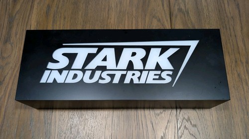 Hot toys lightbox stark - toys,