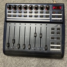 Behringer BCF2000 Midi USB