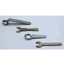 4 CHIAVI/ATTREZZI TOOLS PER ACCENDINI-LIGHTERS-MECHERO-BRIQUET-FEUERZEUG-VINTAGE