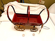 Antico giocattolo in legno con