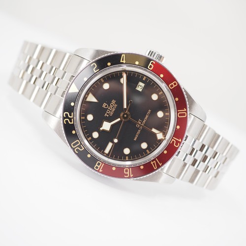 Tudor black bay gmt 7939g1 - tudor,