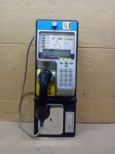 Raro telefono pubblico