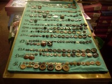 100 Kg. Bottoni Vintage, Alta Qualità, in Osso, Madreperla e Plastica