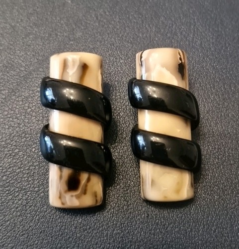Orecchini clip plastica - a,