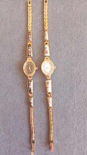 Pair vintage chaika women - pair,