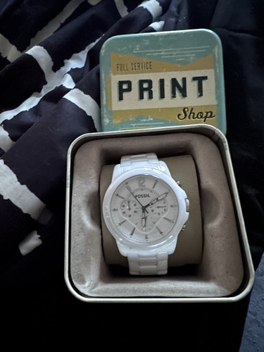 Fossil white ceramic - white,