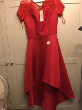 Abito Chi Chi London con orlo