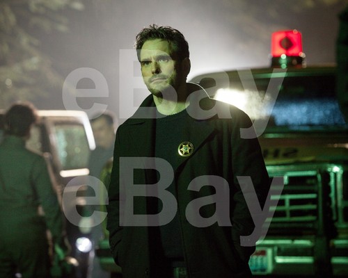 Wayward pines matt - pines,