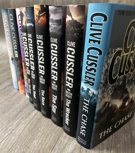 Clive cussler book bundle - clive,