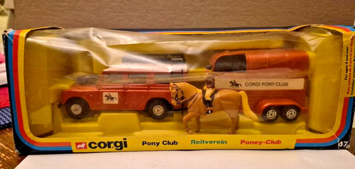 Corgi land rover pony club - rover,
