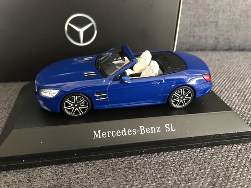 Minimax spark mercedes sl - 1:43,