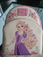 Mini zaino Loungefly Disney aggrovigliato Raperonzolo Pascal **IN MAGAZZINO ORA**