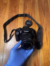 Canon EOS 700D DRSL Camera