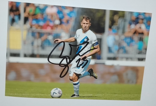 Autografo nicolo barella foto - autografo, nicolo'