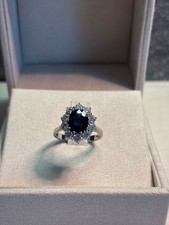 Anello margherita con - , zaffiro