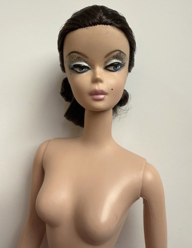 The showgirl silkstone barbie - the,