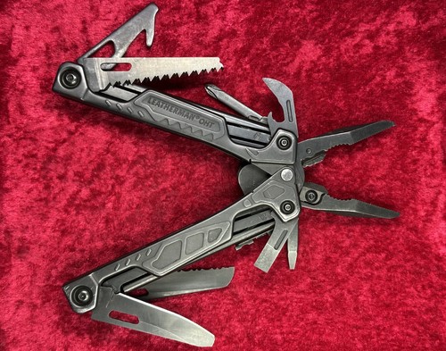 Leatherman oht one - oht, handed