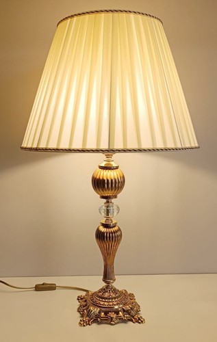 Lampada tavolo elegante - da,