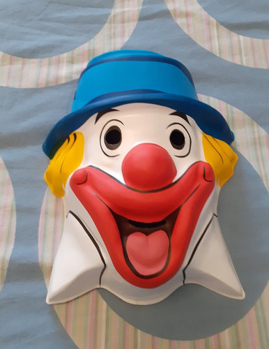 Carnevale maschera sbirulino - carnevale,