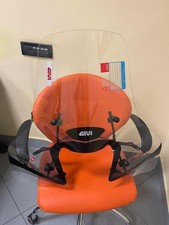 Paravento per moto marca GIVI