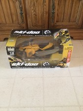 Motoslitta giocattolo Ski Doo