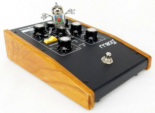 Pedale sintetizzatore moog - pedale,