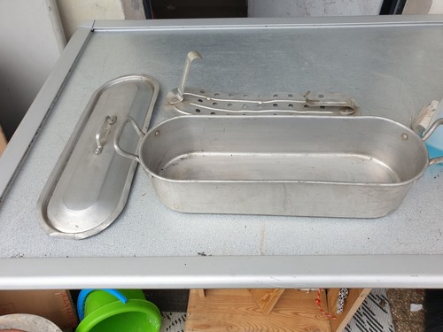 Pentola alluminio ovale con - in,