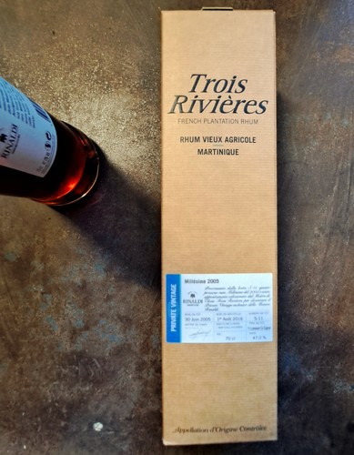 Rhum trois rivieres vieux - rivieres,
