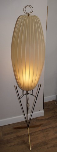 Lampada terra treppiedi a - da,