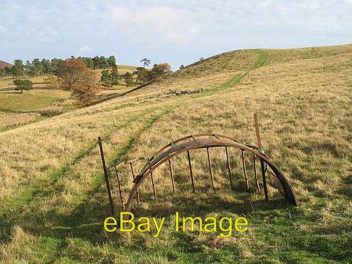 Photo 6x4 old cattle feeder - photo,
