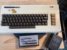 Commodore VIC-20 con cartuccia