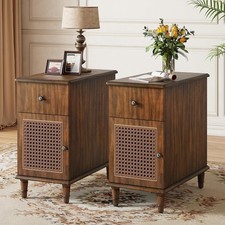 Coppia di tavolini terminali