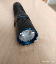 Torcia tattica OLIGHT M2R Pro Warrior 1800 Lumens - 300 Metri - Ricaricabile USB