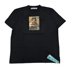 T-Shirt Nera Oversized Con