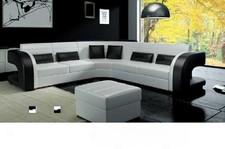 Divano in pelle con design USB
