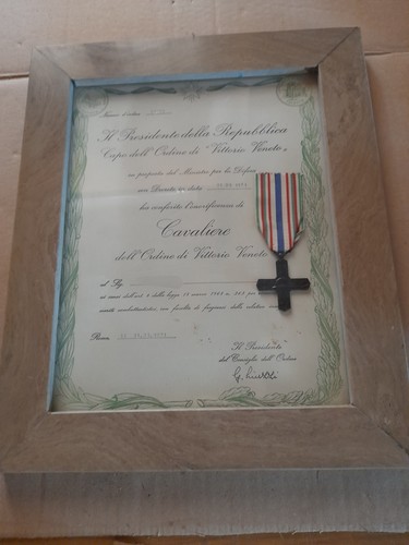Attestato medaglia cavsliere - e,