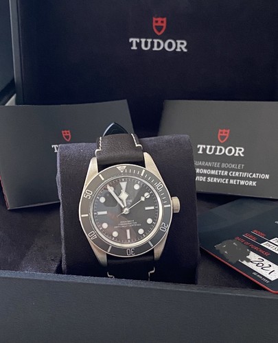 Tudor black bay - bay, fifty