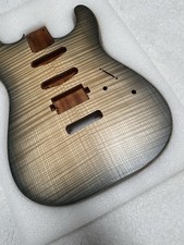 AAAAA Nuovo corpo chitarra