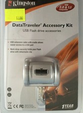 Kingston DataTraveler Accessorio  Kit prolunga USB2 1mt con base + Neck Strap